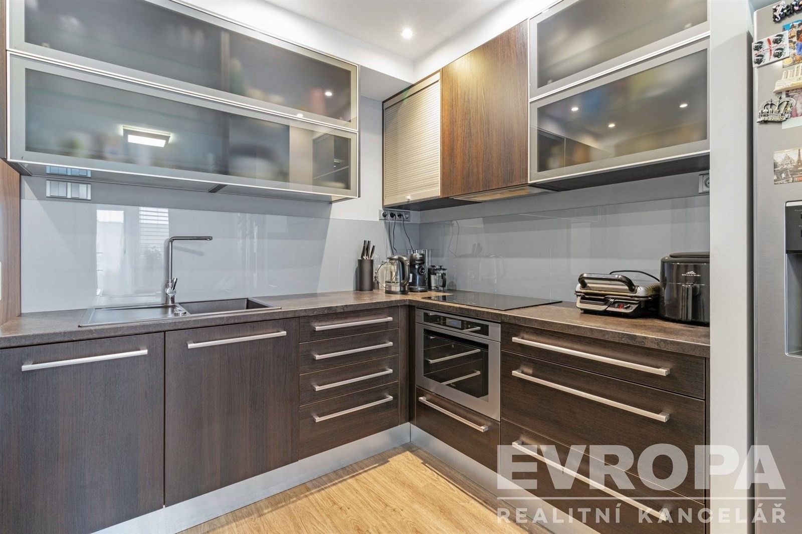 Prodej byt 2+kk - Hornoměcholupská, Praha, 49 m²