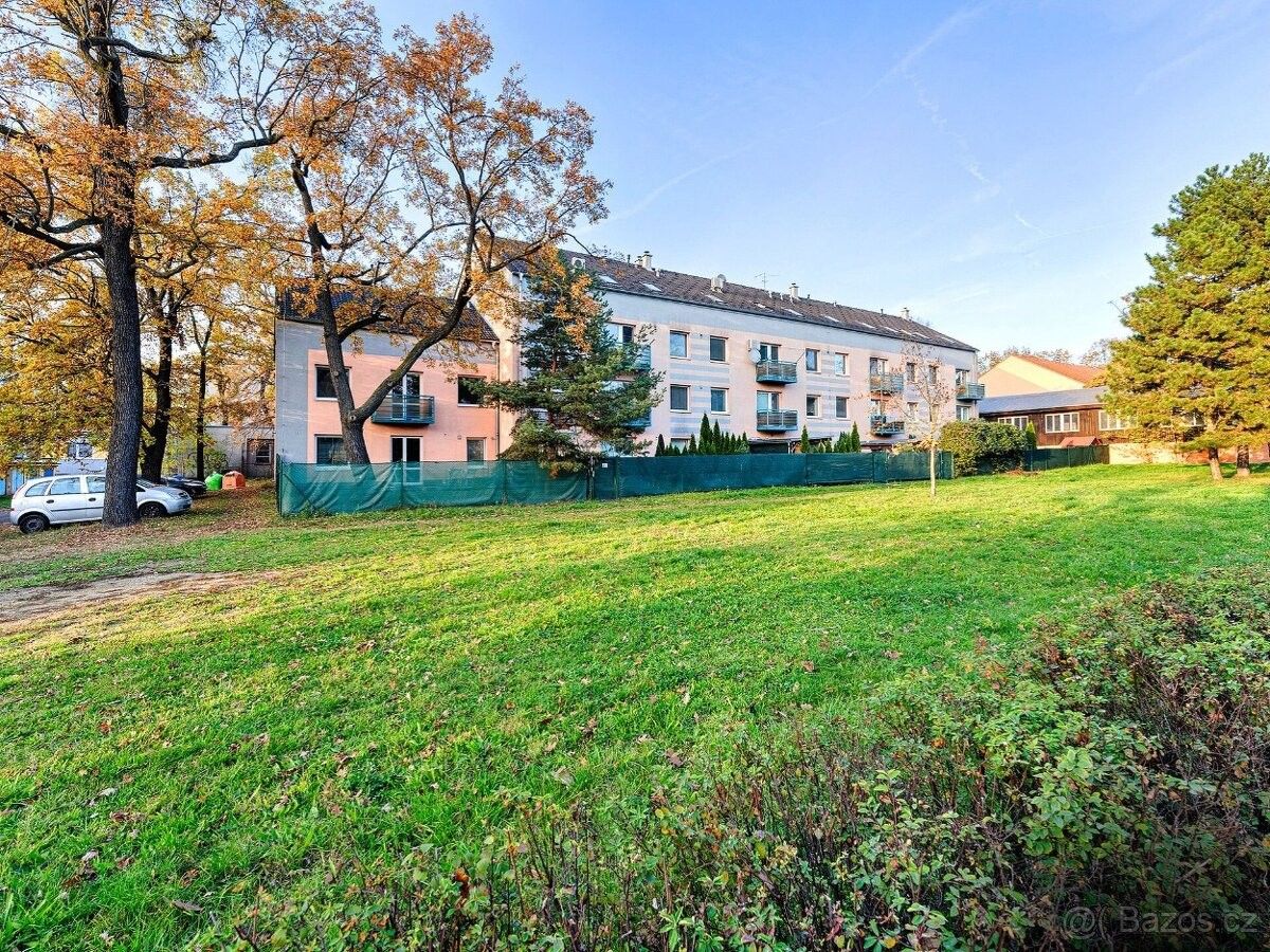 Byty, Hodonín, 695 01