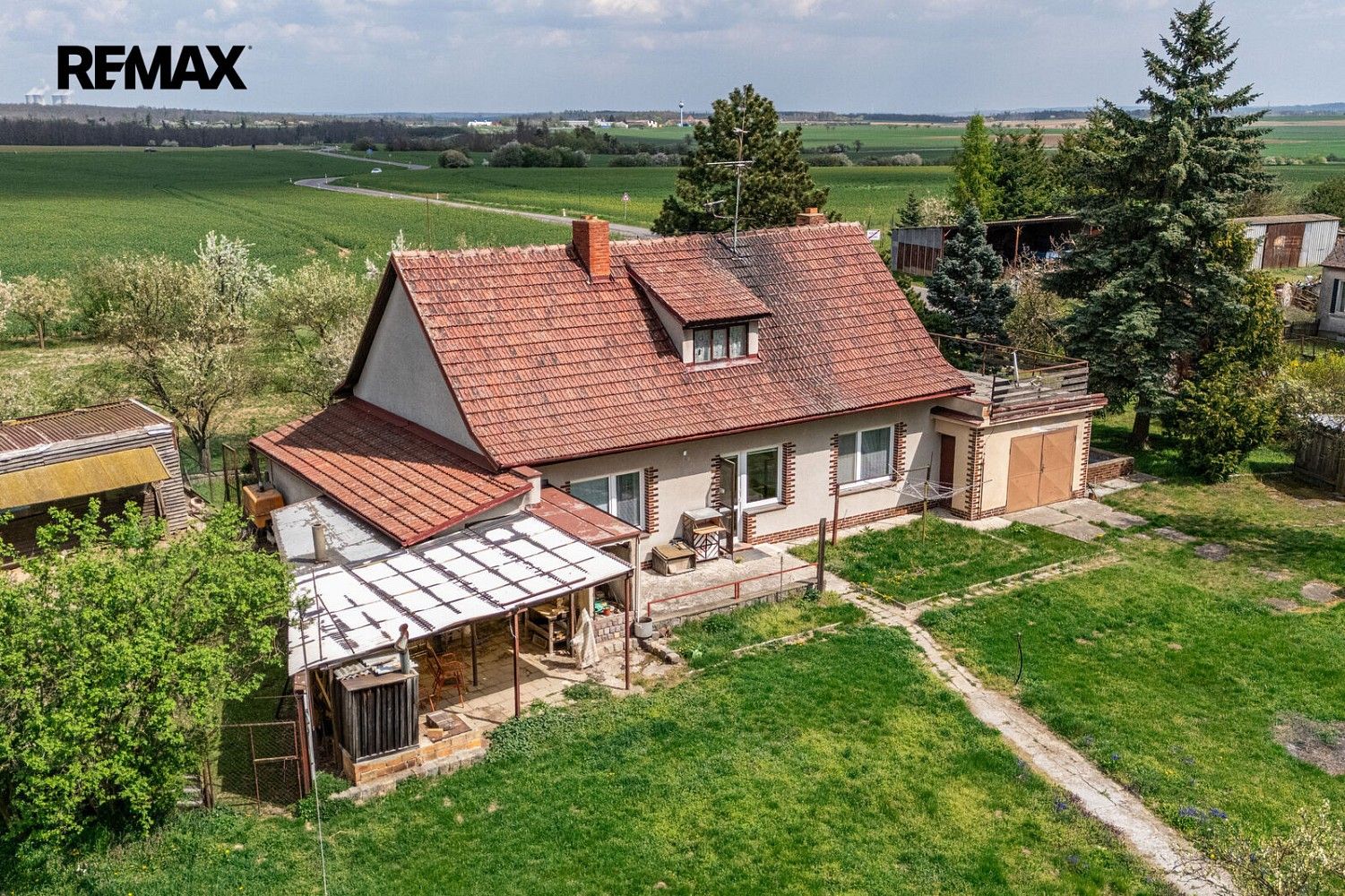 Rodinné domy, Tavíkovice - Dobronice, okres Znojmo, 143 m² - 2