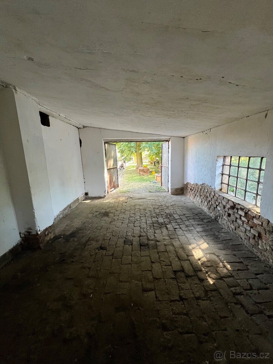 Garáž · Řepín, 277 33 - 3