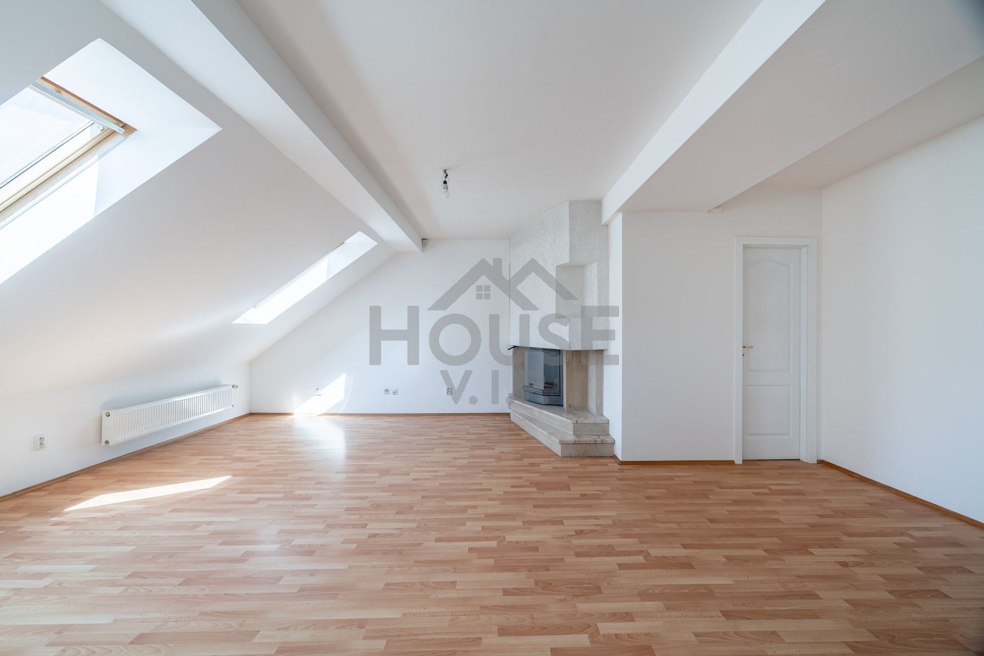 Byty, U družstev, Praha, 158 m²