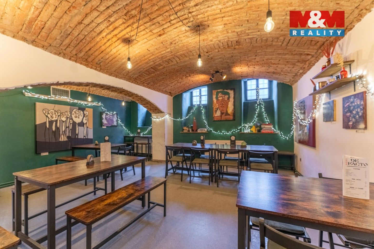 Restaurace · 170 m² · Rumunská, Praha - 4