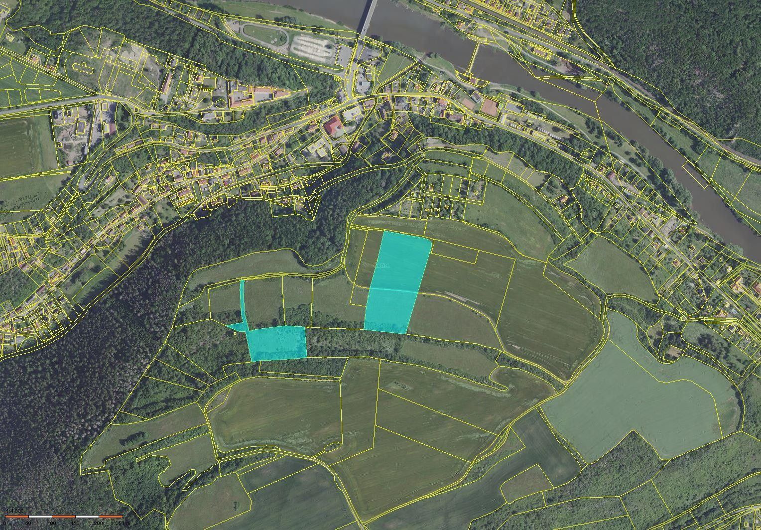 Louka · 30 487 m² · Stradonice, Nižbor - 3