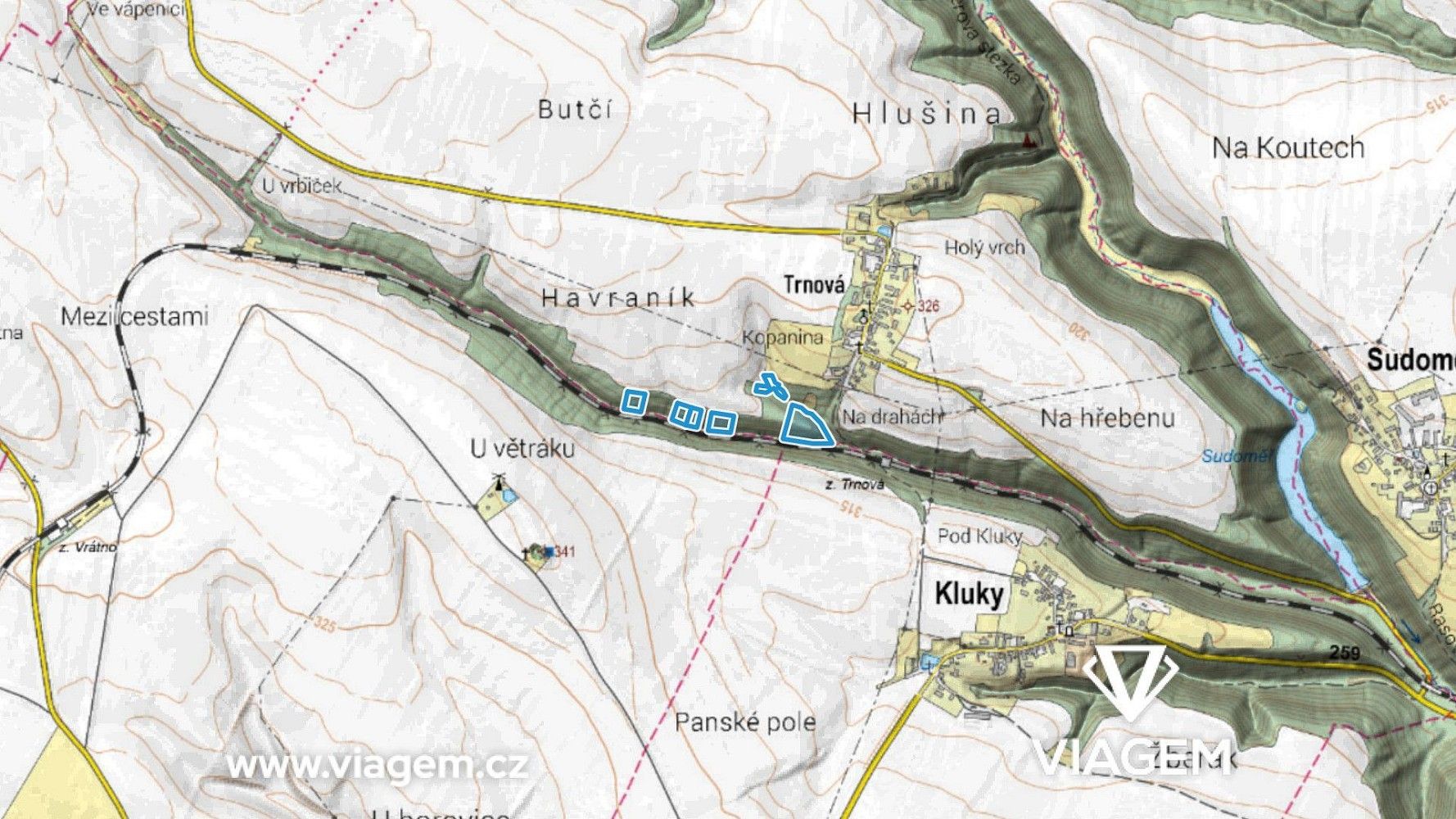 Les, 6 304 m²