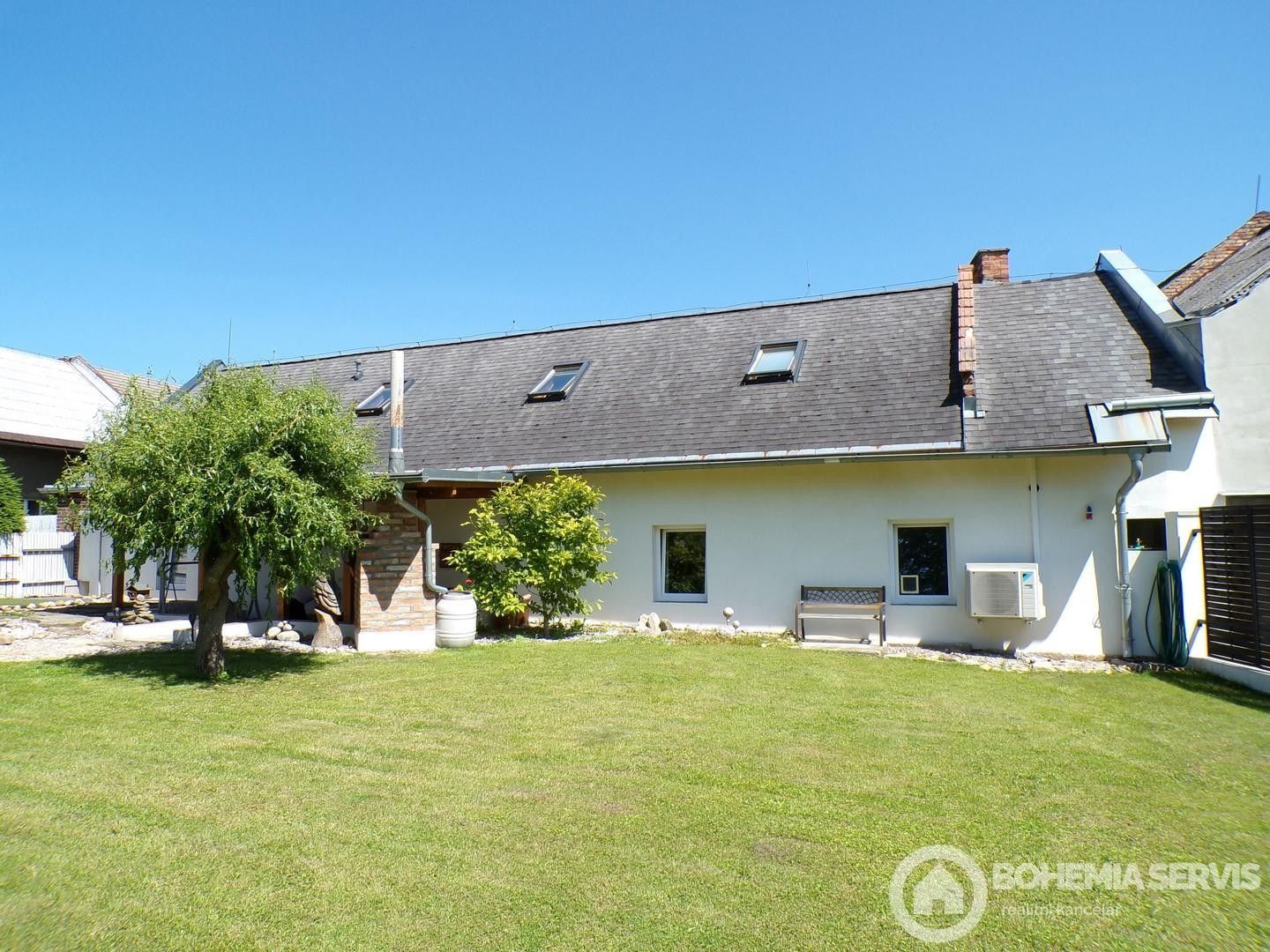 Rodinné domy, Jasenná, 225 m²