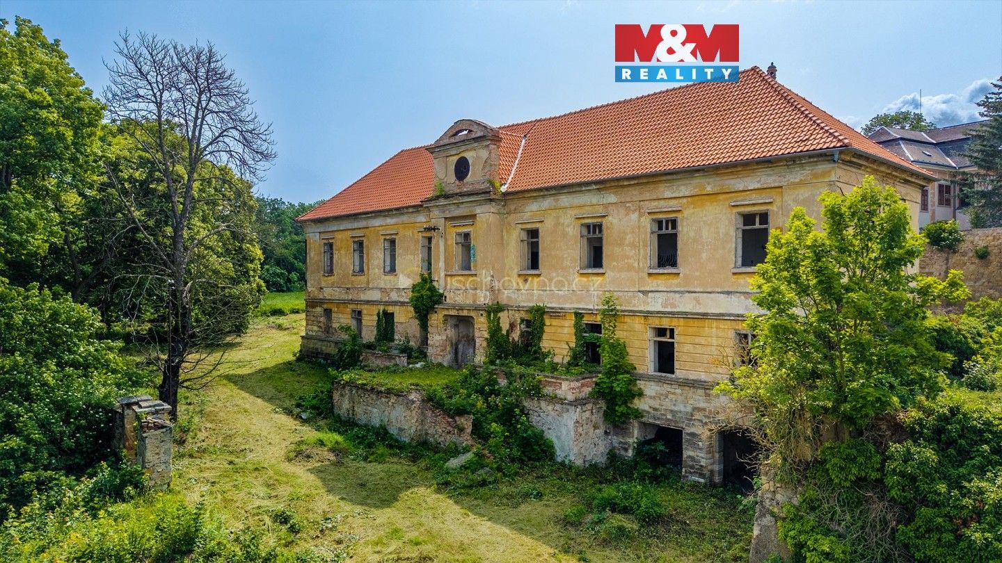 Památky, Zvoleněves, 5 000 m² - 1