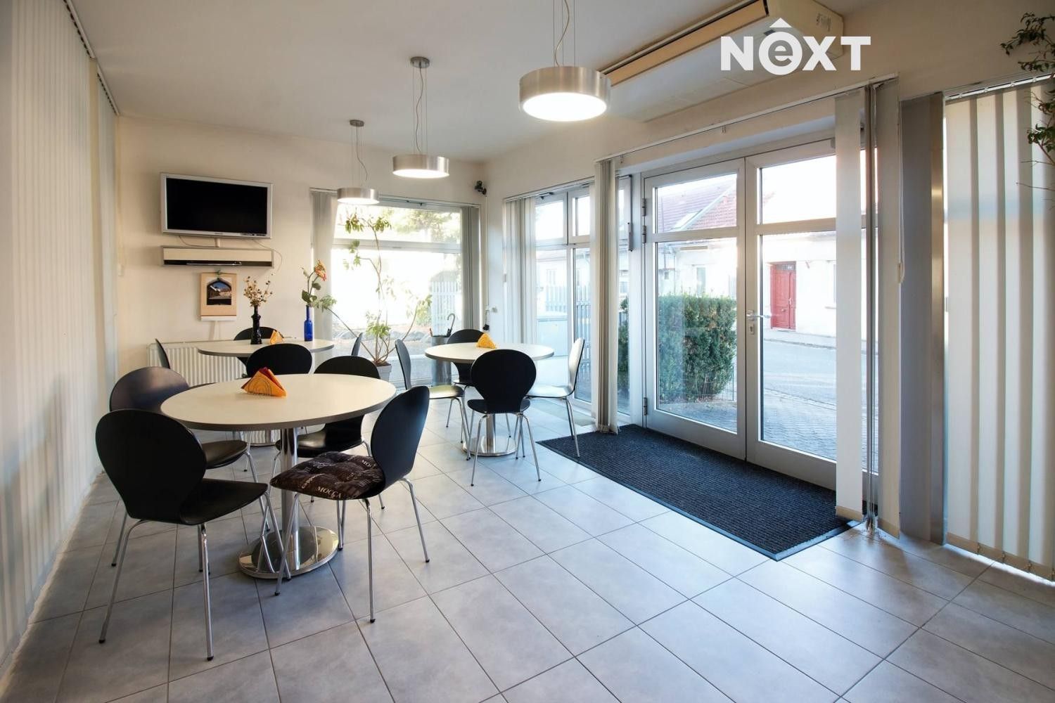 Obchodní prostory, K Dolíčku 245, Pardubice Nové Jesenčany, 195 m² - 2