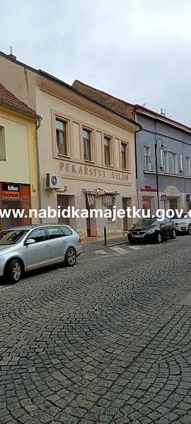 Rodinné domy, Slaný, okres Kladno, 499 m² - 2