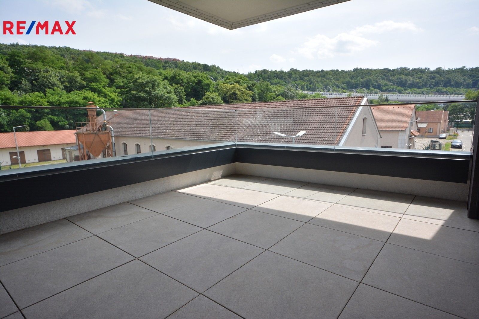 Pronájem byt 2+kk - U Sluncové, Praha, 56 m²