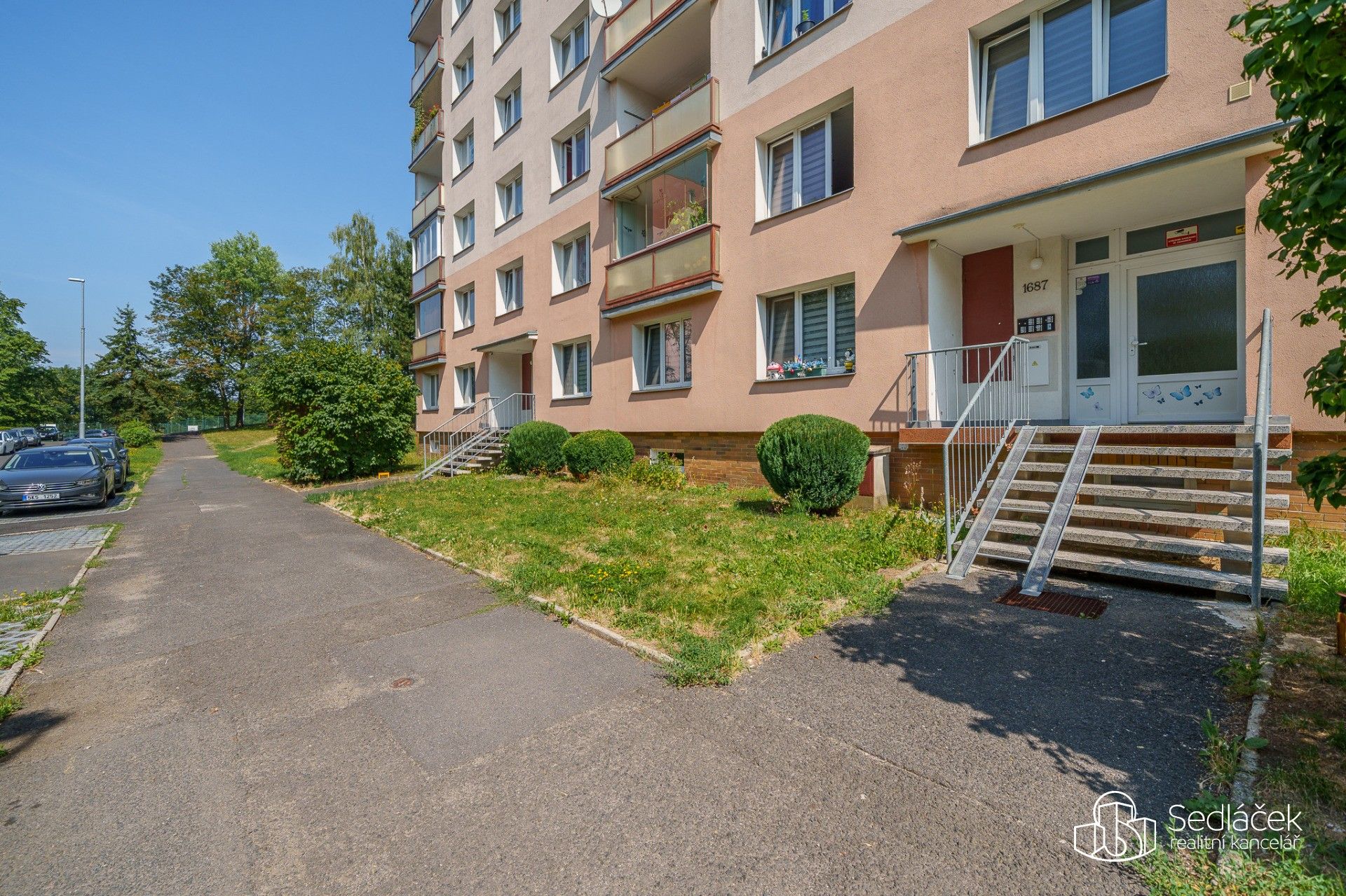 1+1, Slavíčkova, Sokolov, 39 m² - 1