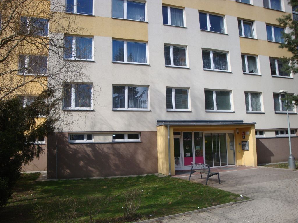 Prodej obchodní prostory - Vlastina 850/36, Praha 6, 45 m²