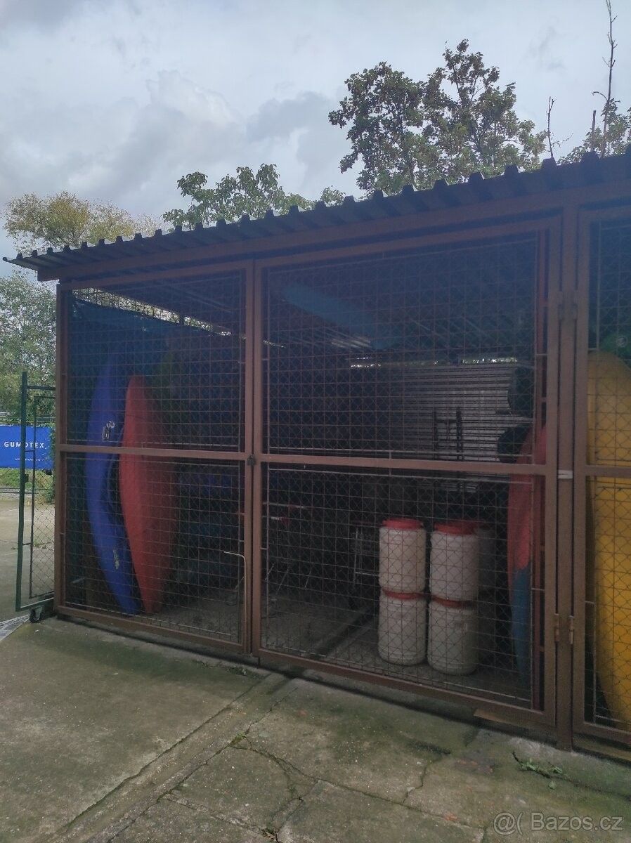 Sklady, Praha, 150 00