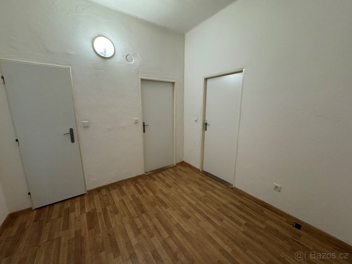 Pronájem byt - Petřvald u Karviné, 735 41