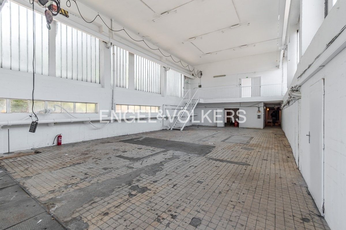 Výrobní prostory · 500 m² · Dolňanská 400, Praha Zličín - 3