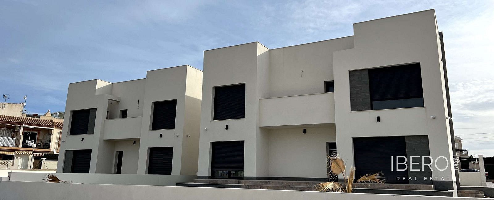 Rodinné domy, Torrevieja, Španělsko, 368 m² - 1