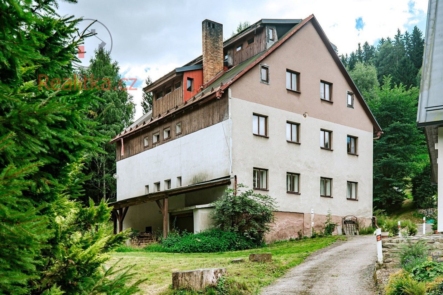 Ubytovací zařízení, Deštné v Orlických horách, okres Rychnov nad Kněžnou, Královéhradecký kraj, 650 m² - 2