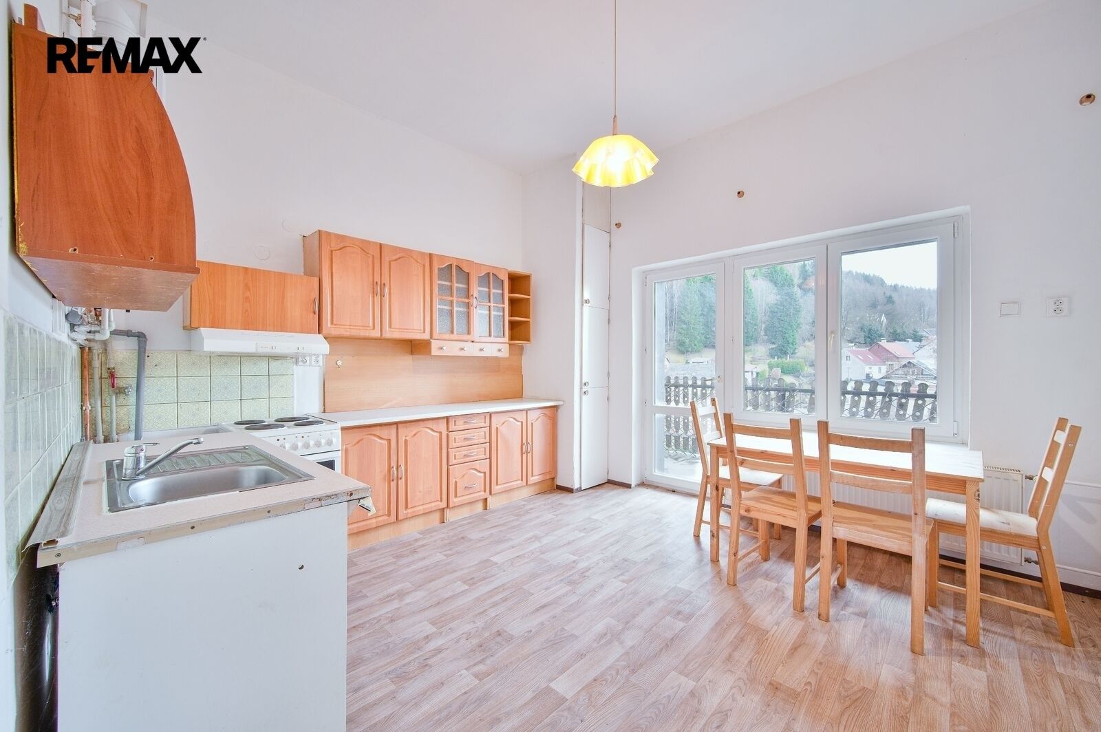 Prodej byt 3+1 - nám. T. G. Masaryka 201, Kraslice, 95 m² - 5