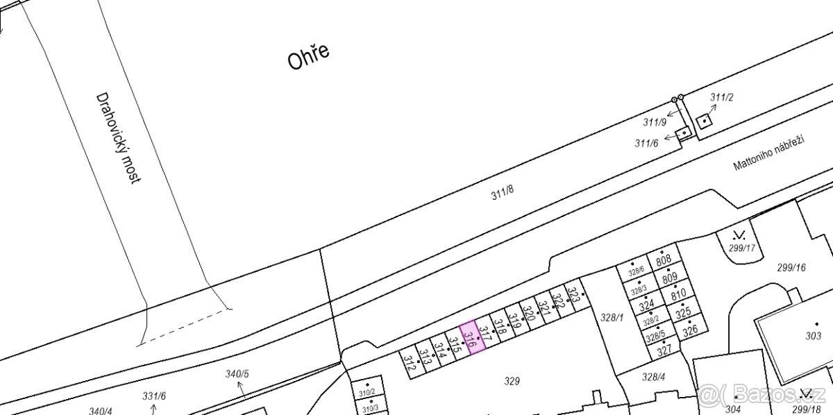 Pronájem garáž - Karlovy Vary, 360 01