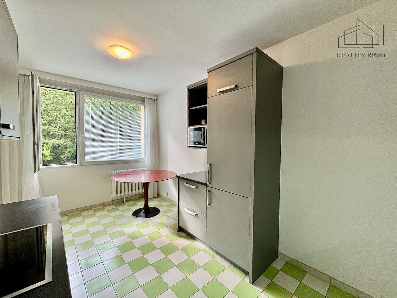 Byt 3+1 · 66 m² · Na Sídlišti III, Průhonice, okres Praha-západ - 3