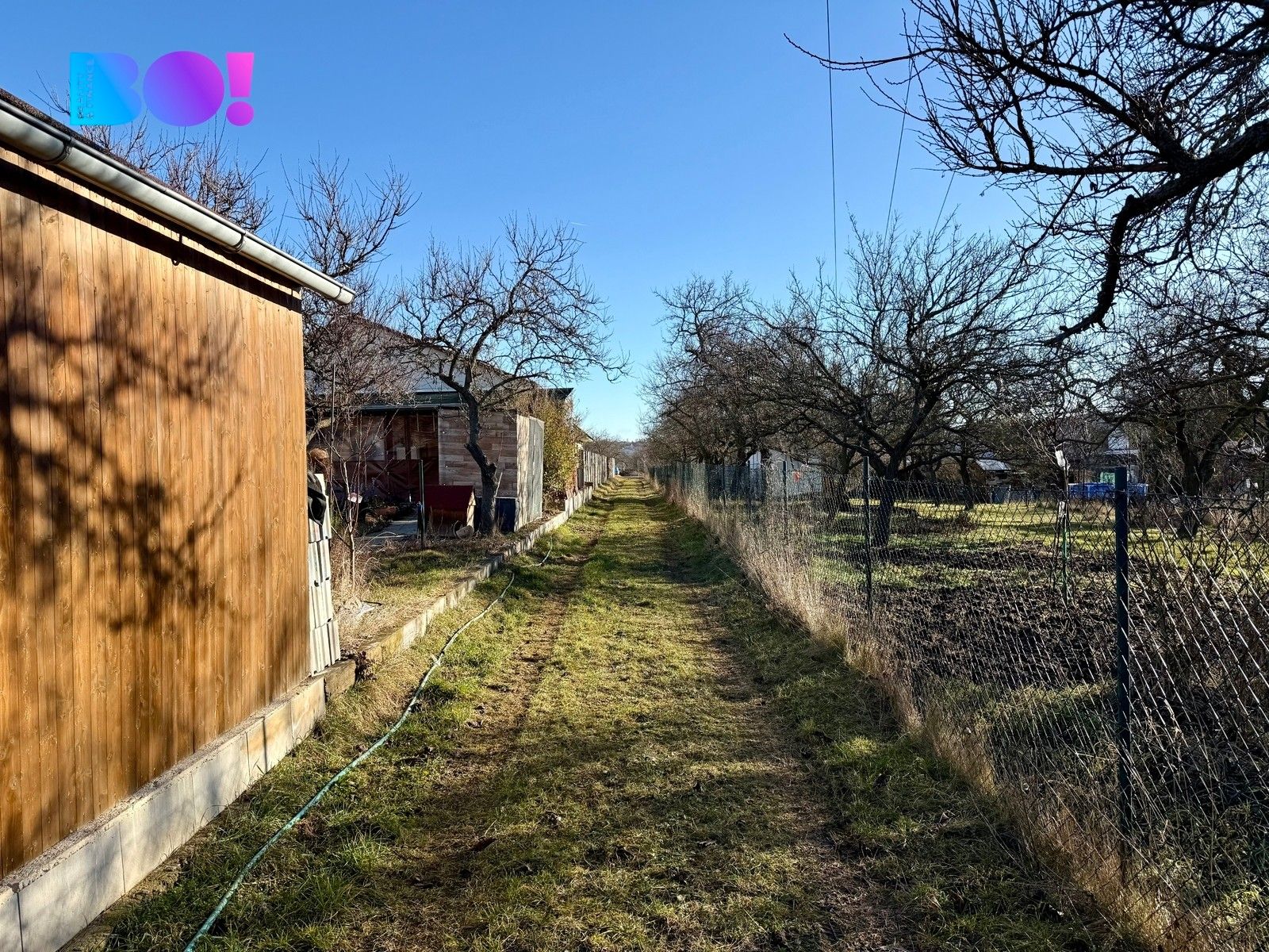 Prodej pozemek pro bydlení - Znojmo, 1 809 m² - 5