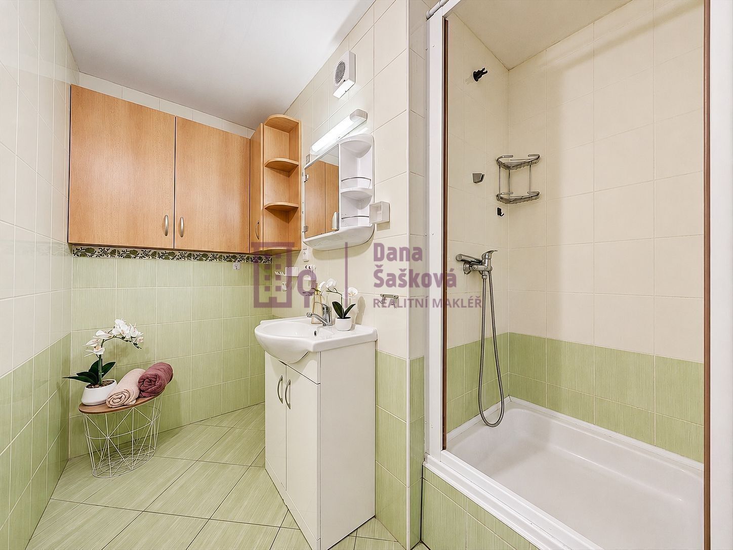 3+1, sídliště Vajgar 591, Jindřichův Hradec III, 73 m² - 2