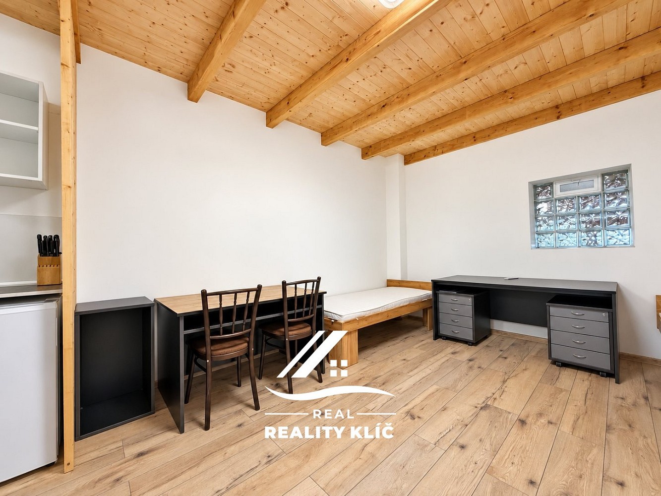 Pronájem byt 1+kk - Porubská, Děhylov, okres Opava, 30 m² - 2
