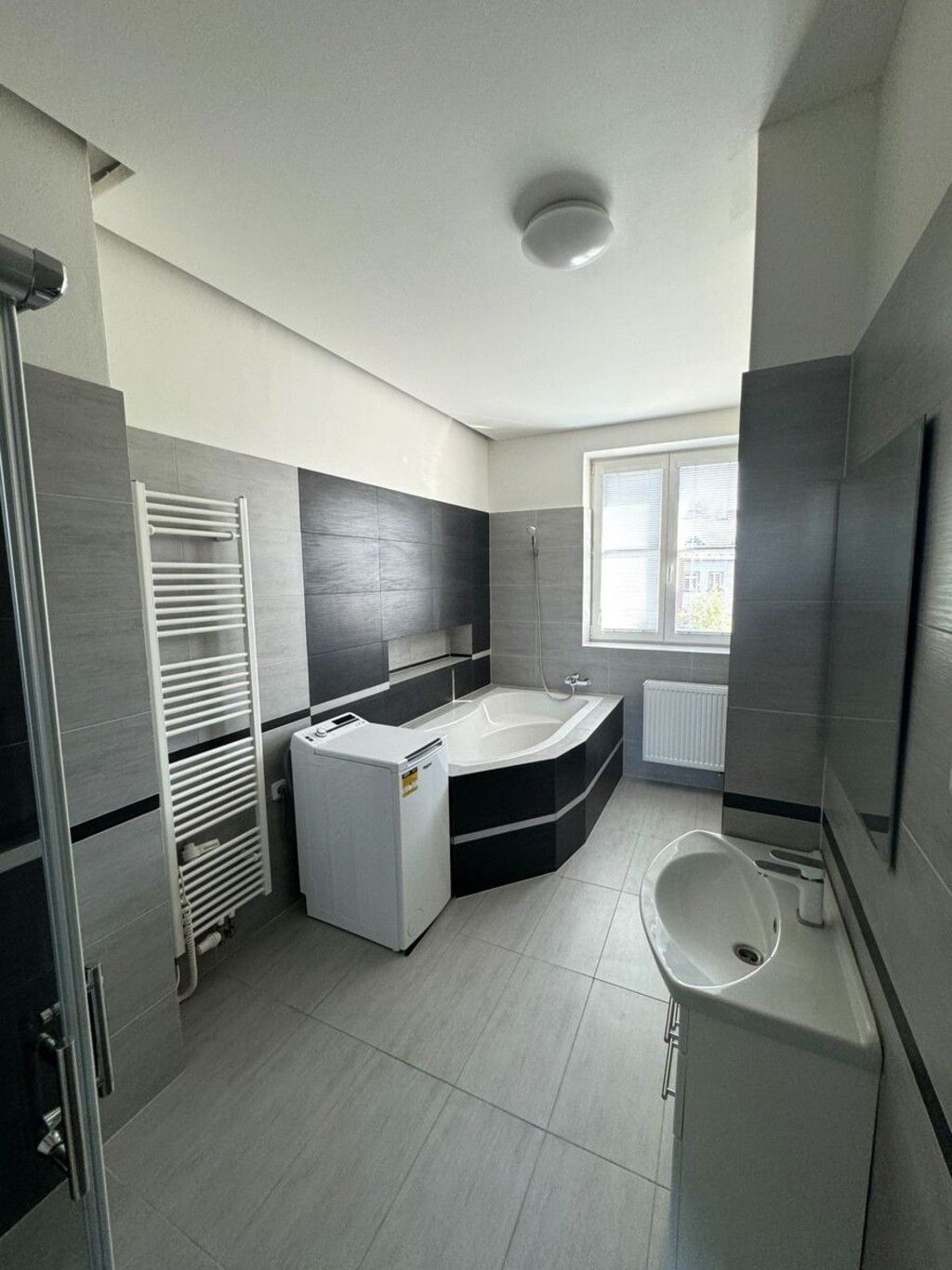 Pronájem byt 3+1 - Nádražní, Ostrava, 80 m²