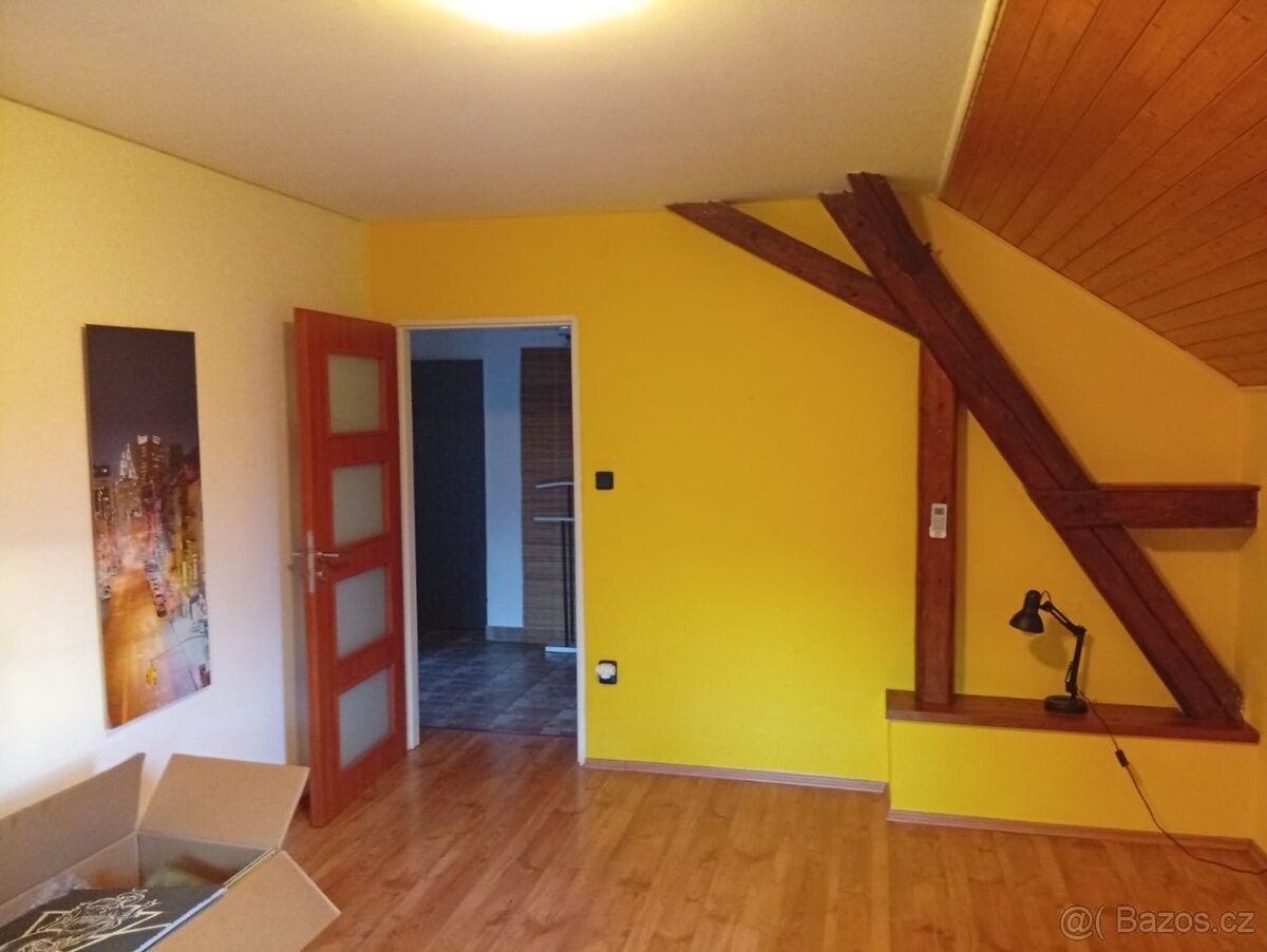 Byt · Chroustovice, 538 63 - 4