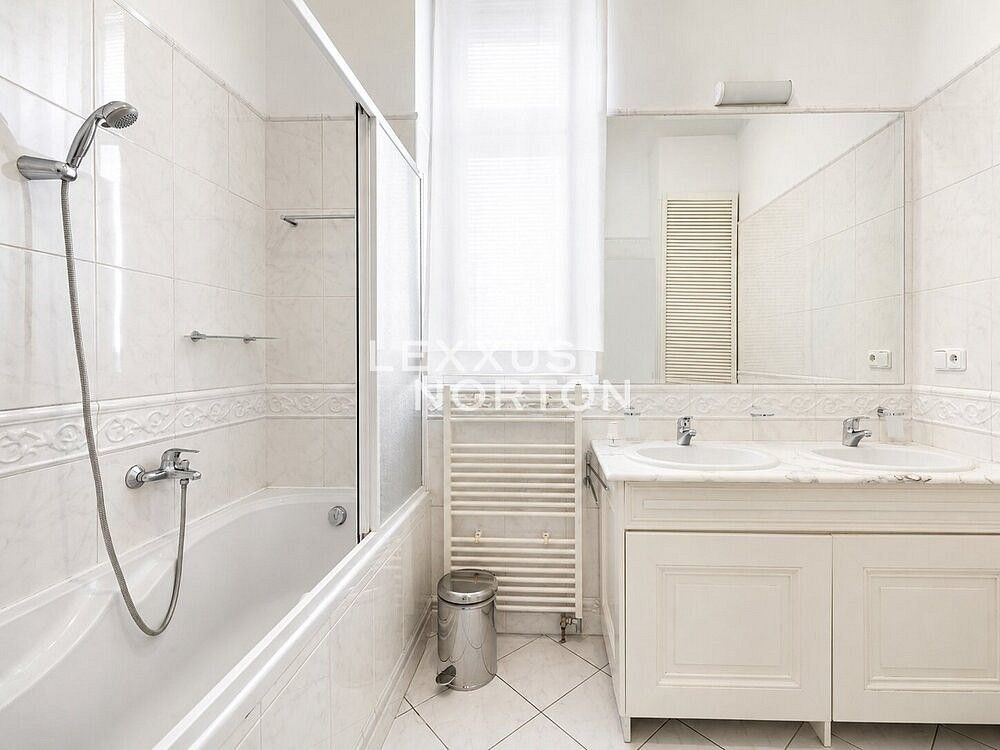 Byt 3+kk · 76 m² · Praha - Nové Město, okres Praha 1, Hlavní město Praha - 4