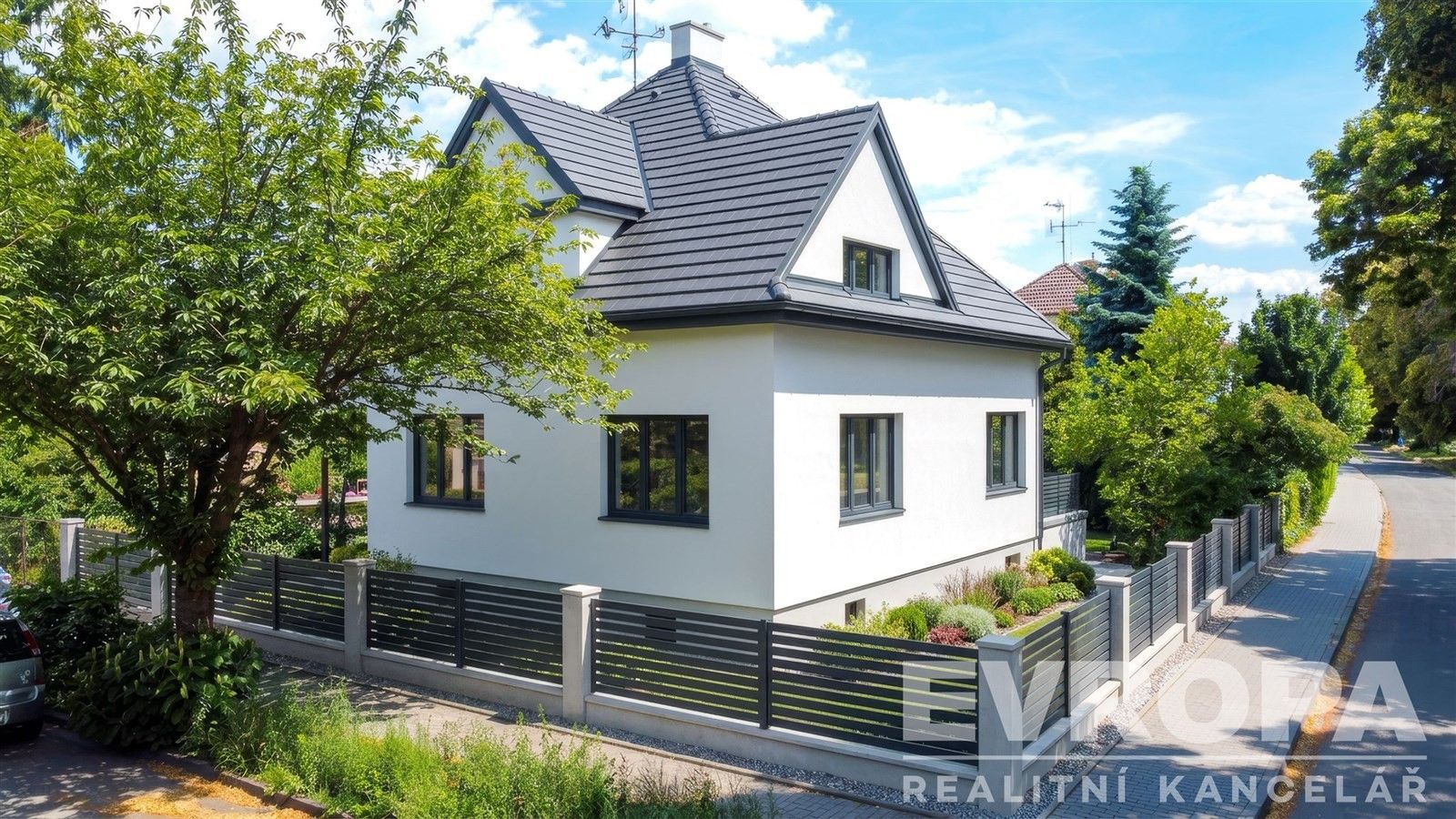 Rodinné domy, Sokolovská  , Břeclav, 300 m² - 2