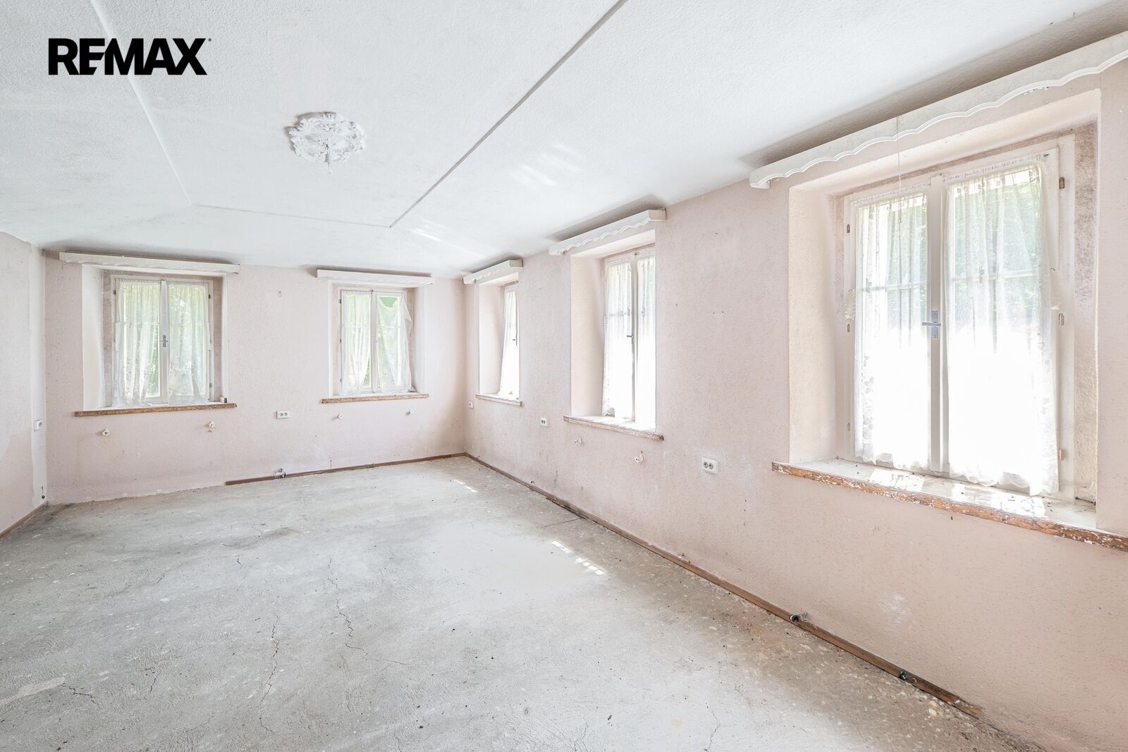 Rodinný dům · 1 230 m² · Velký Šenov - 4
