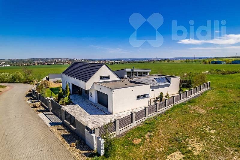Rodinný dům · 379 m² · Na Výsluní, Horoměřice, okres Praha-západ - 3