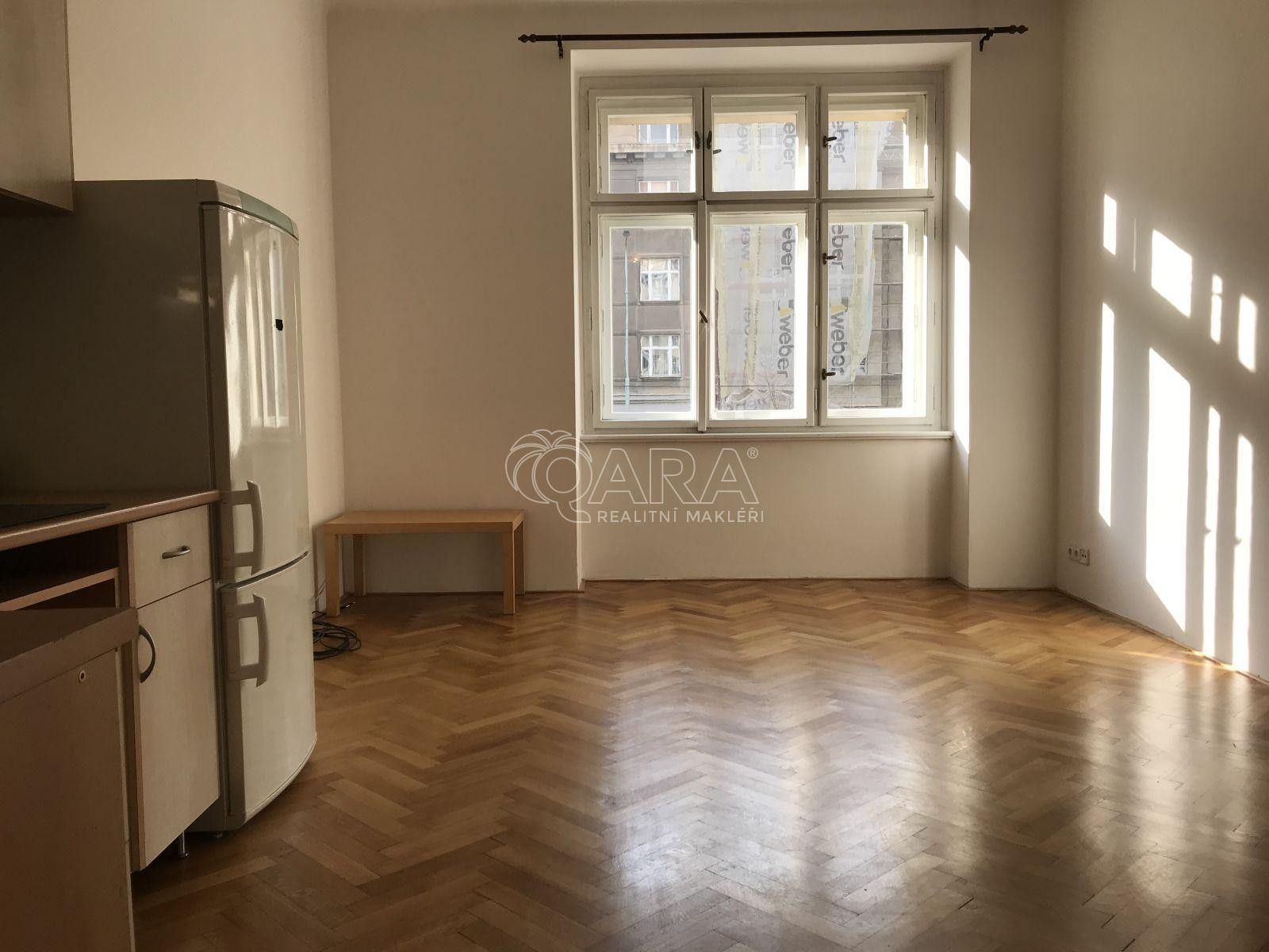 Pronájem byt 1+kk - náměstí Interbrigády, Bubeneč, Praha, Česko, 30 m²
