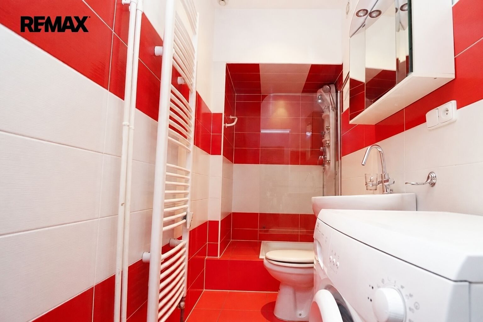 Prodej byt 2+kk - Vítězná 1045, Karlovy Vary, 39 m² - 5