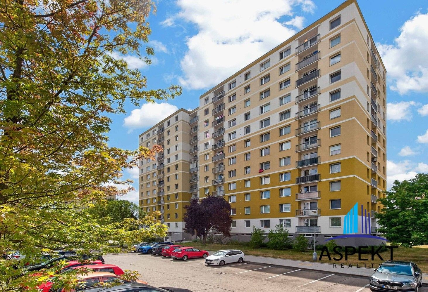 3+1, Pardubice - Studánka, Pardubický kraj, 74 m² - 1