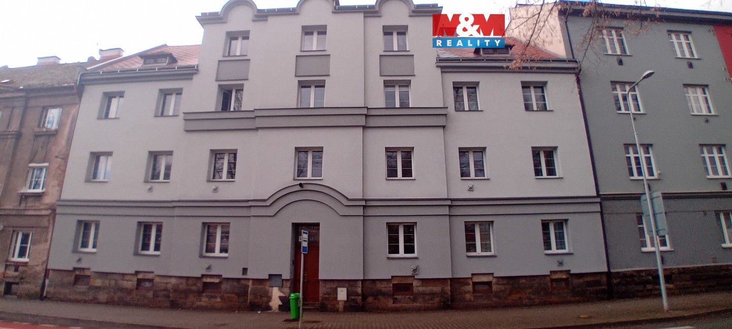 2+kk, nábřeží Benešovo, Dvůr Králové nad Labem, 36 m²