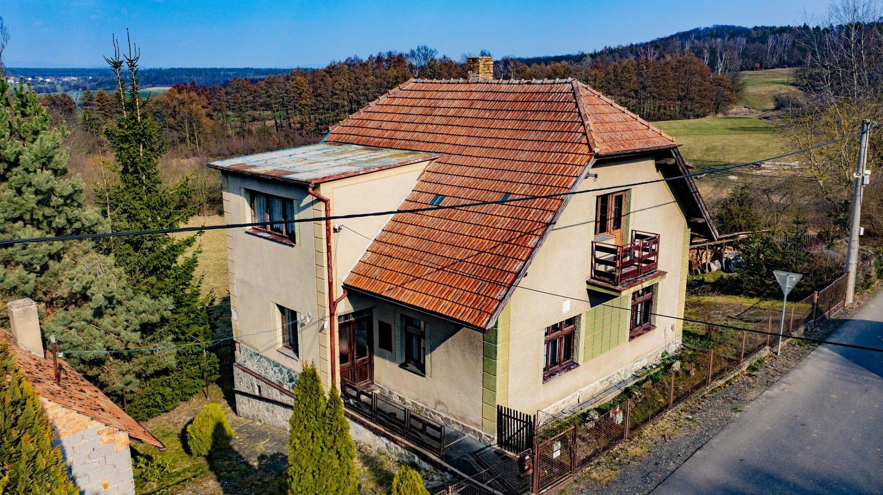 Rodinné domy, Lhotky, okres Mladá Boleslav, Středočeský kraj, 140 m² - 1