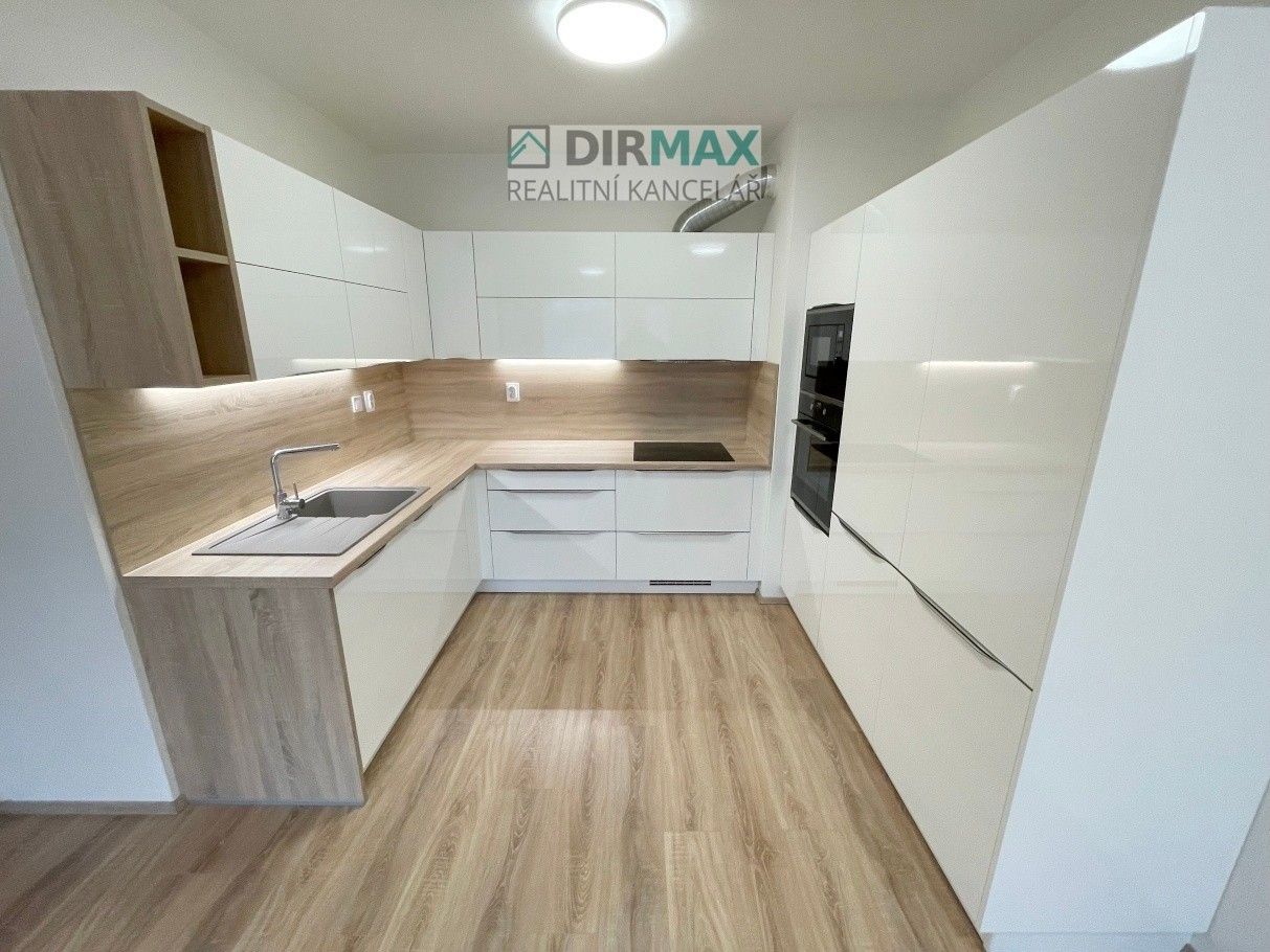 2+kk, Studentská, Plzeň, 61 m²