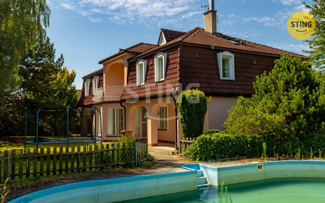 Vily, Dolní Benešov, 407 m² - 1