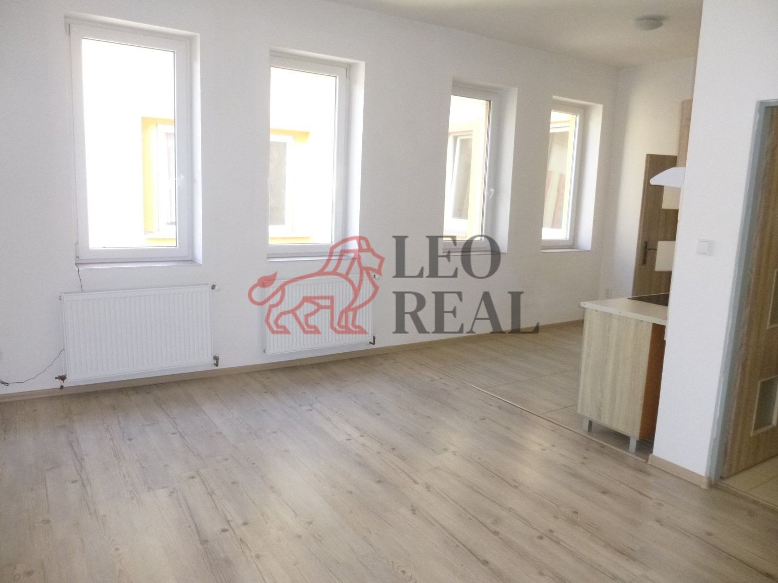 Byt 4+1 · 70 m² · Bezručova, Děčín - 4