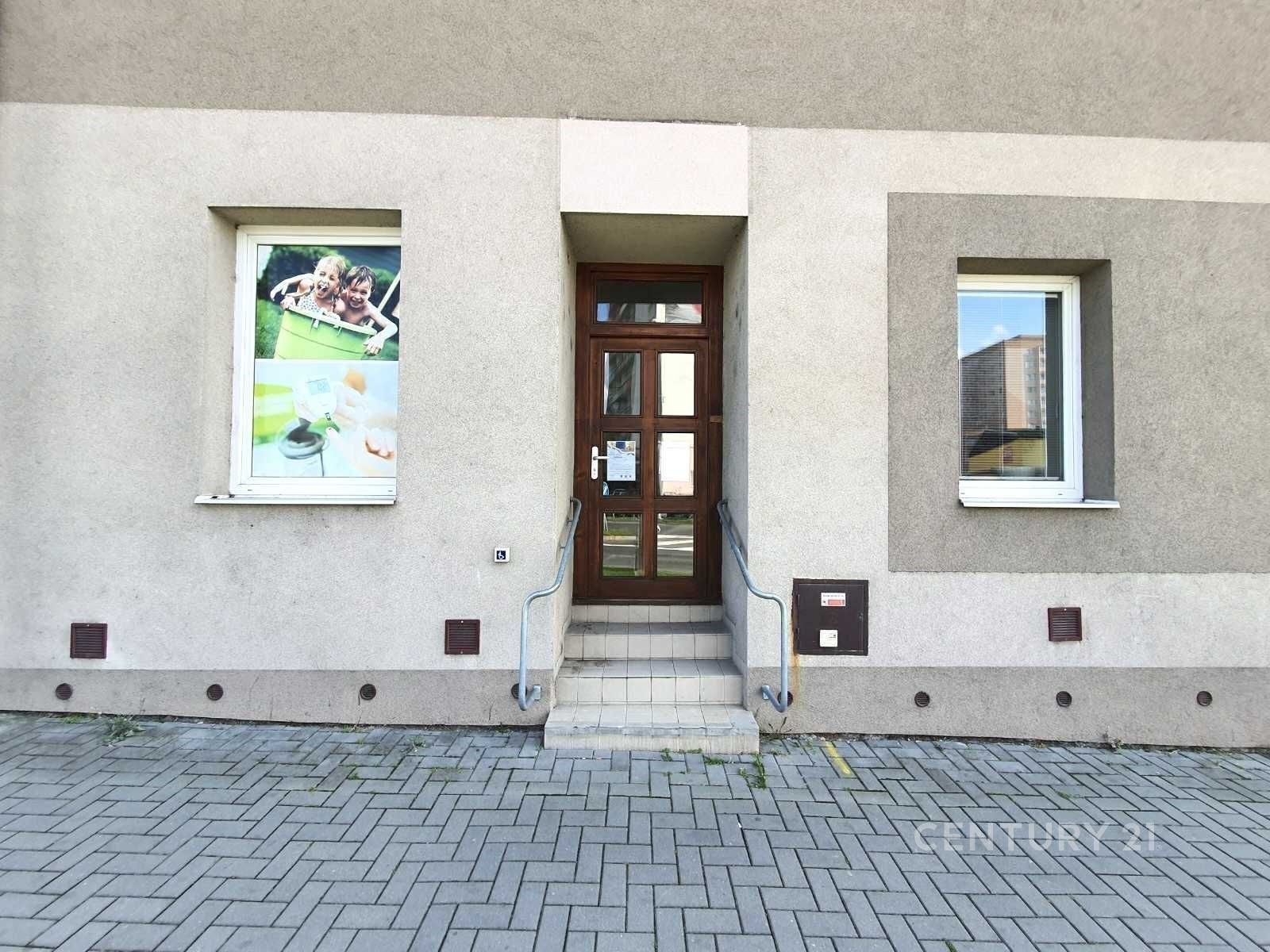 Pronájem komerční - Nádražní, Šternberk, 50 m²