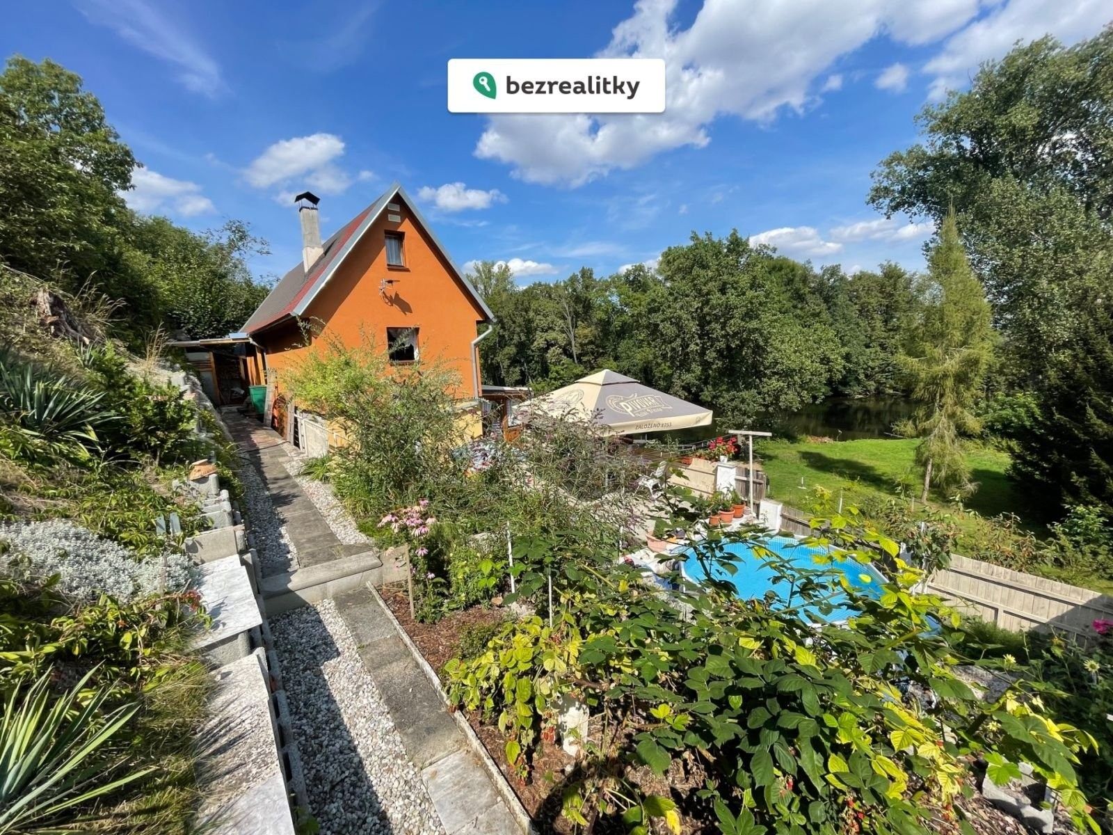 Prodej rodinný dům - Počedělice, 200 m²