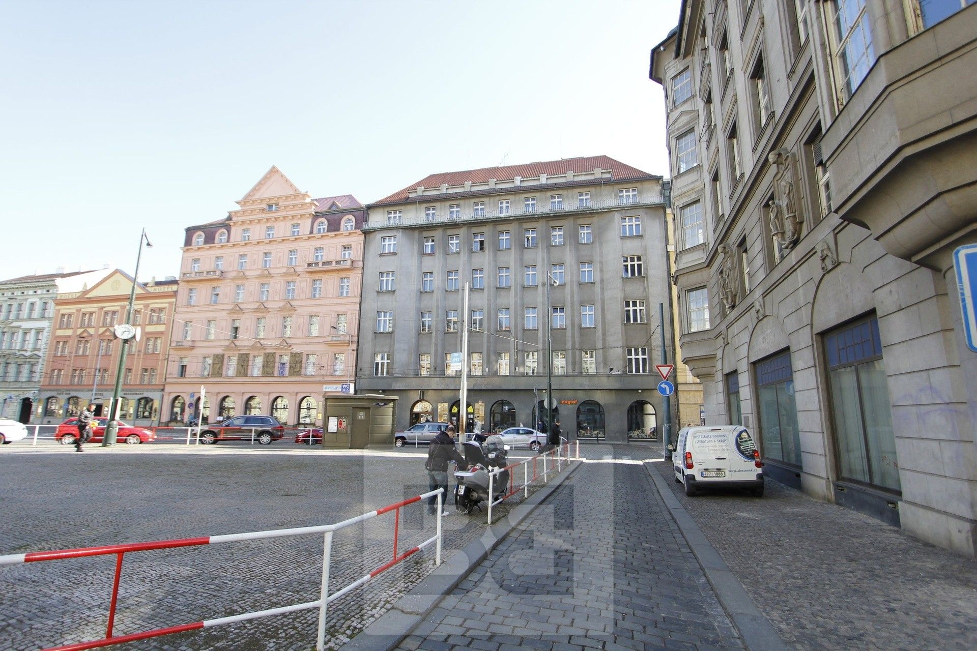 Pronájem kancelář - Senovážné náměstí, Praha, 22 m²