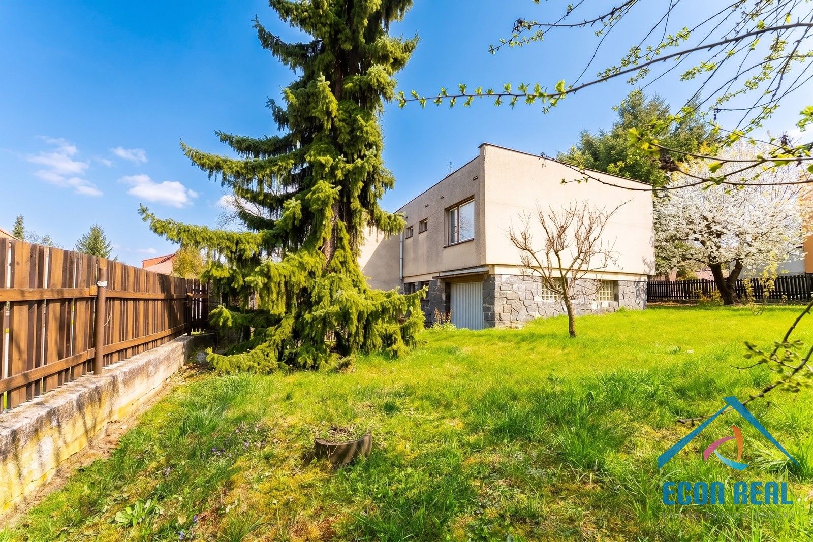 Rodinné domy, Na Veselí 290, Jesenice, 150 m² - 2