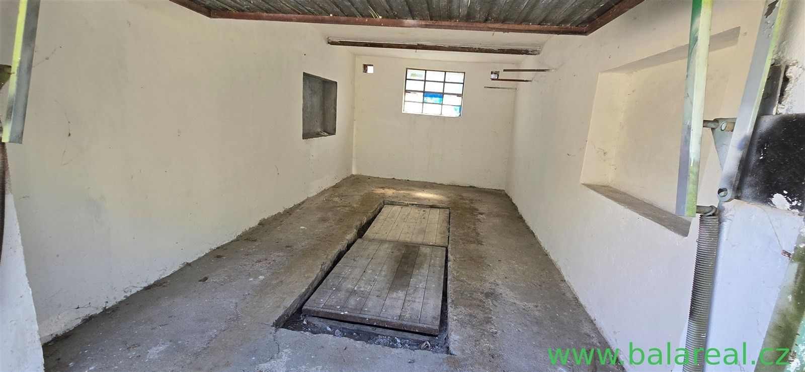 Prodej garáž - Letkovice, Ivančice, 18 m²