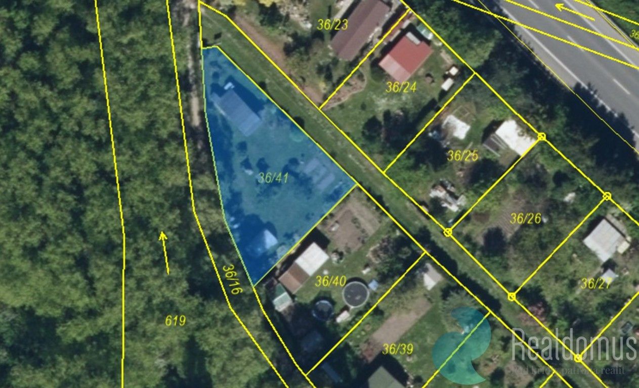 Prodej zahrada - Pardubice, 387 m²