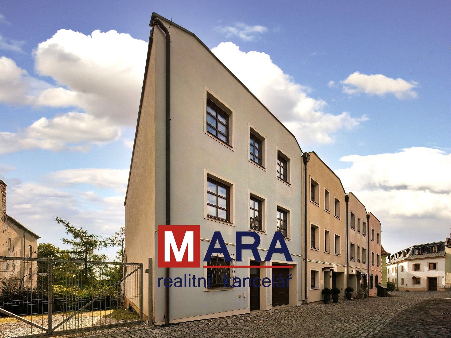 Rodinné domy, Hrnčířská, Olomouc, 332 m²