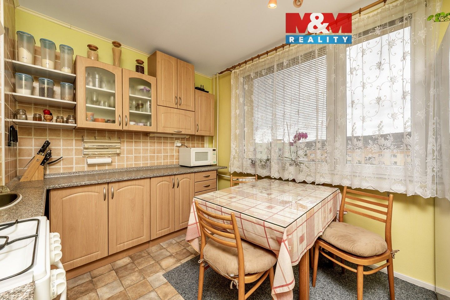 2+1, Holešická, Chomutov, 62 m²