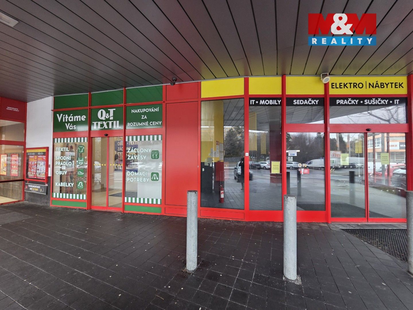 Pronájem obchodní prostory - Prosecká, Praha, 547 m²