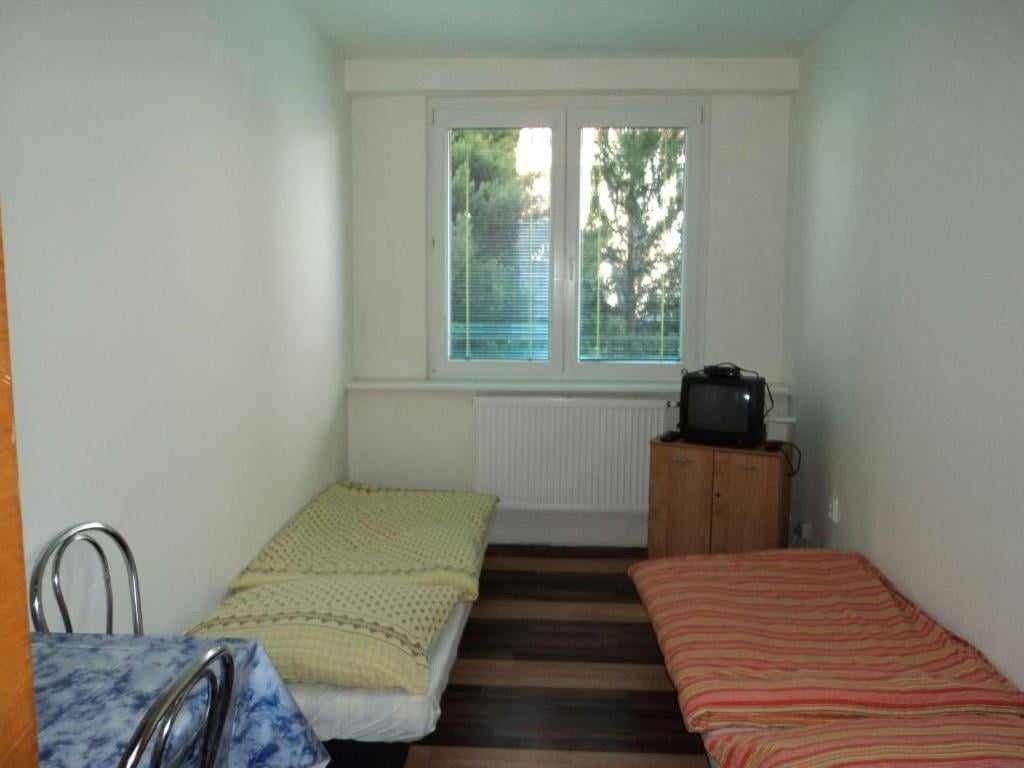 Rodinné domy, Holasice, 664 61